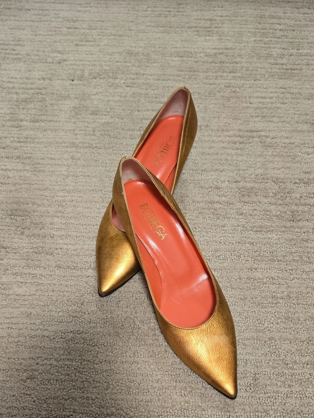 NWOT BOTTEGA by Bottega Veneta Metallic Mid-Heel Pumps-Bronze
